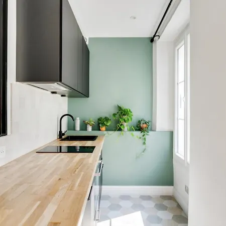Beautiful Bright Apt In Bel-Air District 12Th * Paris